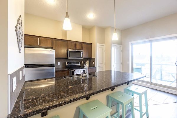 Calgary 1 bedroom Condo Unit for rent. Property photo: 384291-2