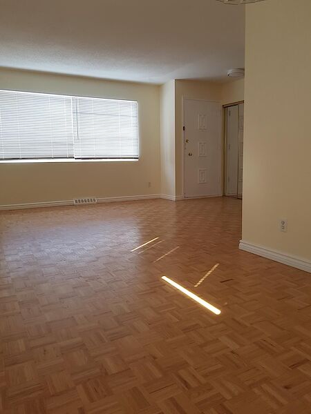 Calgary 3 bedrooms Main Floor for rent. Property photo: 385351-3