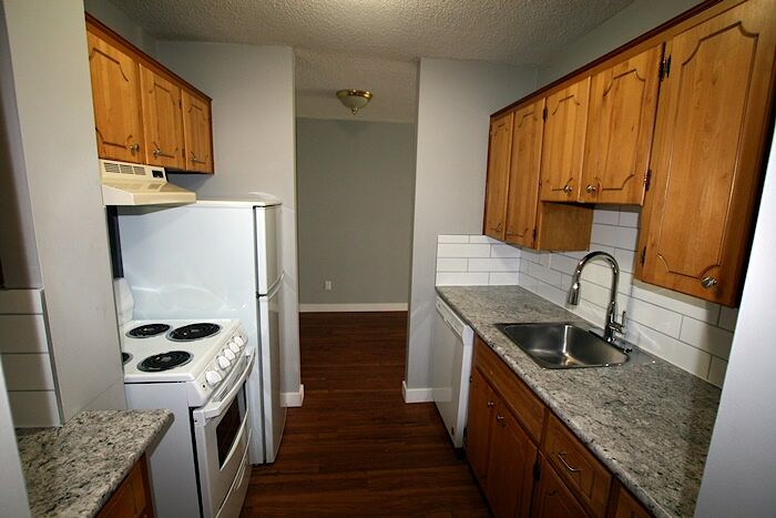 Calgary 1 bedroom Apartment for rent. Property photo: 390306-1