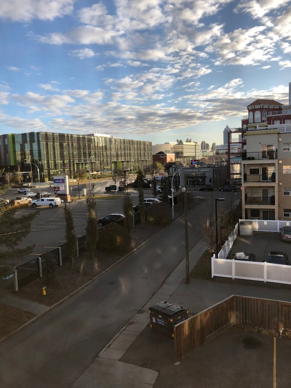 Edmonton 2 bedrooms Condo Unit for rent. Property photo: 390789-1