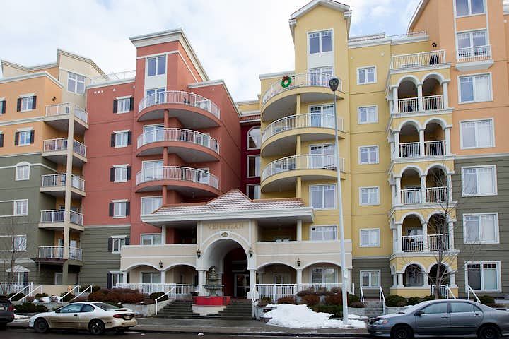 Edmonton 1 bedroom Condo Unit for rent. Property photo: 391533-1