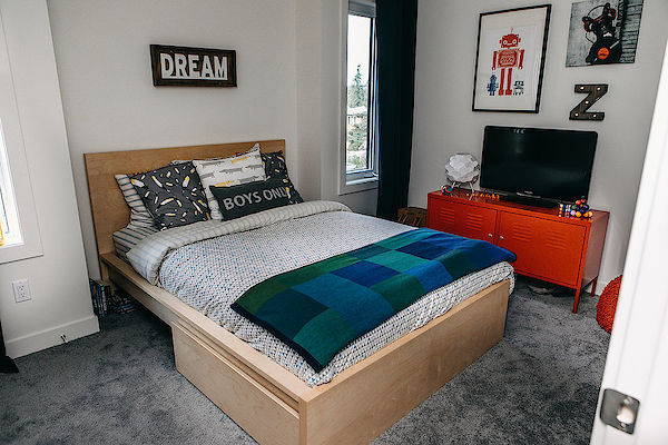 Edmonton 3 + Den bedrooms House for rent. Property photo: 391655-3