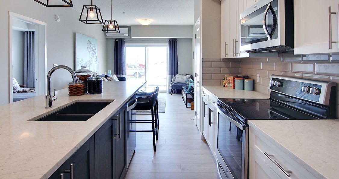 Calgary 3 bedrooms Condo Unit for rent. Property photo: 392403-1