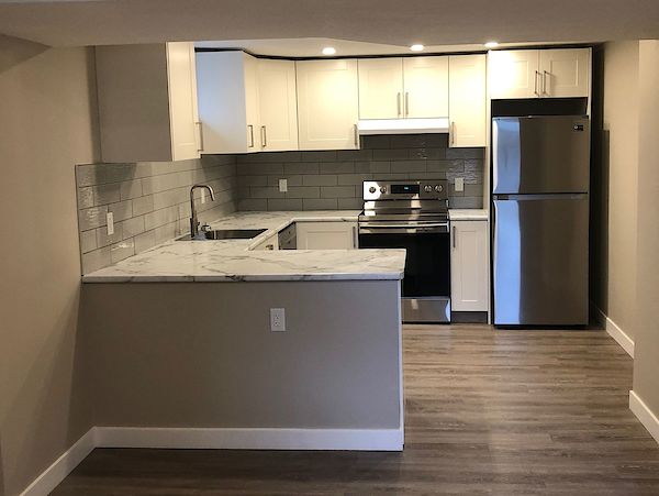 Kitchen+view+from+living+room Edmonton 2 + Den bedrooms Basement for rent. Property photo: 392411-2