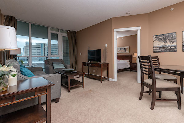 Calgary 2 bedrooms Condo Unit for rent. Property photo: 394693-2