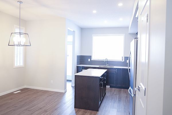 Calgary 3 bedrooms Main Floor for rent. Property photo: 394783-3
