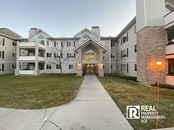 Calgary 2 bedrooms Condo Unit for rent. Property photo: 395036-2