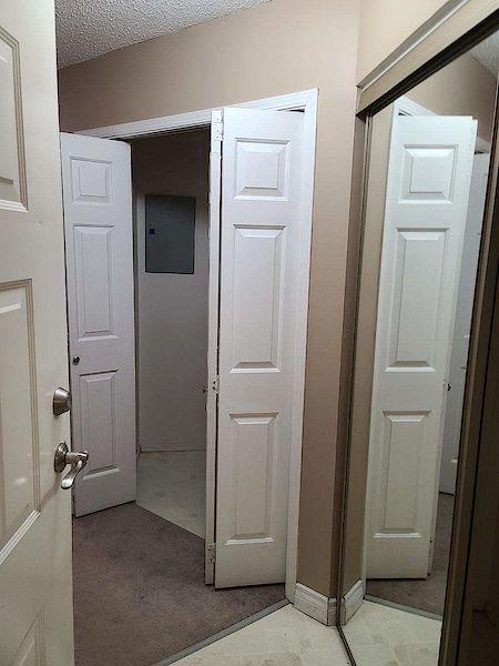 Edmonton 2 bedrooms Apartment for rent. Property photo: 395830-2