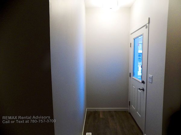 Edmonton 3 bedrooms Duplex for rent. Property photo: 396688-2