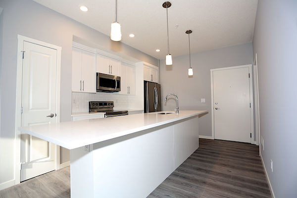 Calgary 1 bedroom Apartment for rent. Property photo: 396838-2