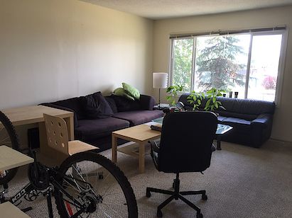 Calgary 4 bedrooms House for rent. Property photo: 39843-2