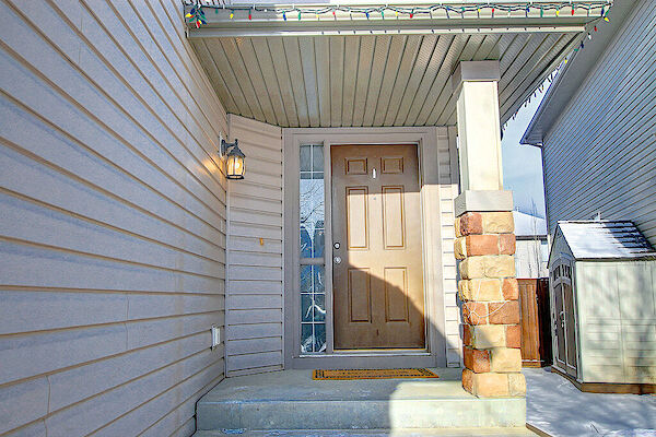 Calgary 4 bedrooms House for rent. Property photo: 399327-3