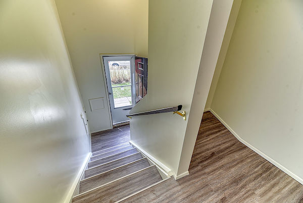 Calgary 2 bedrooms Townhouse for rent. Property photo: 401812-2