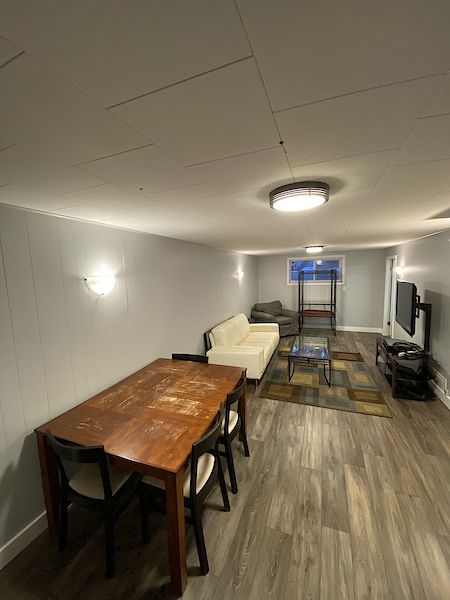 Living+Room Calgary 2 + Den bedrooms Basement for rent. Property photo: 402891-3