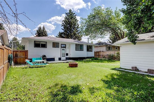 Calgary 1 bedroom Room For Rent for rent. Property photo: 403936-2