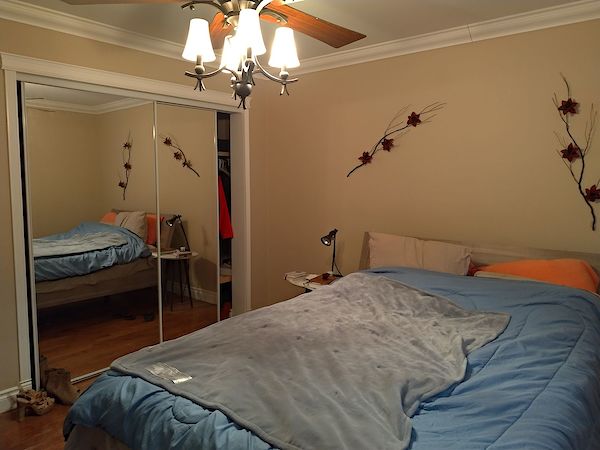 Edmonton 2 bedrooms Condo Unit for rent. Property photo: 405644-2