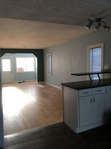 Calgary 2 bedrooms Main Floor for rent. Property photo: 406070-3