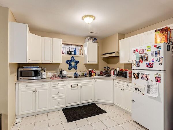 Calgary 2 bedrooms Basement for rent. Property photo: 408060-3