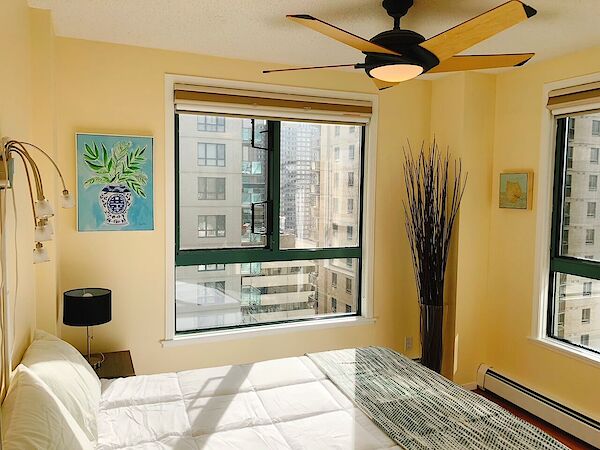Calgary 2 bedrooms Condo Unit for rent. Property photo: 410376-2