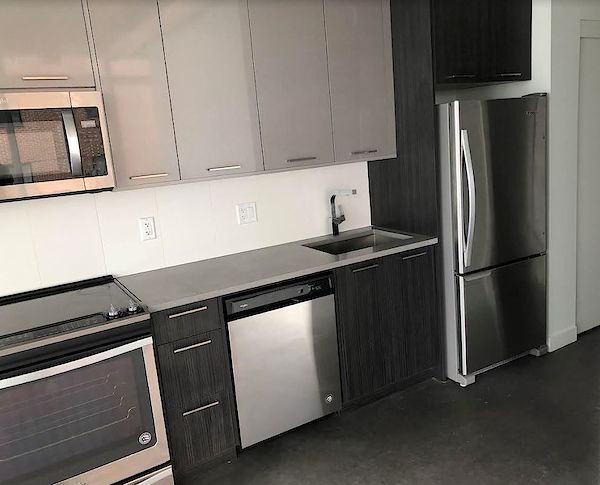 Calgary 1 bedroom Condo Unit for rent. Property photo: 410608-3