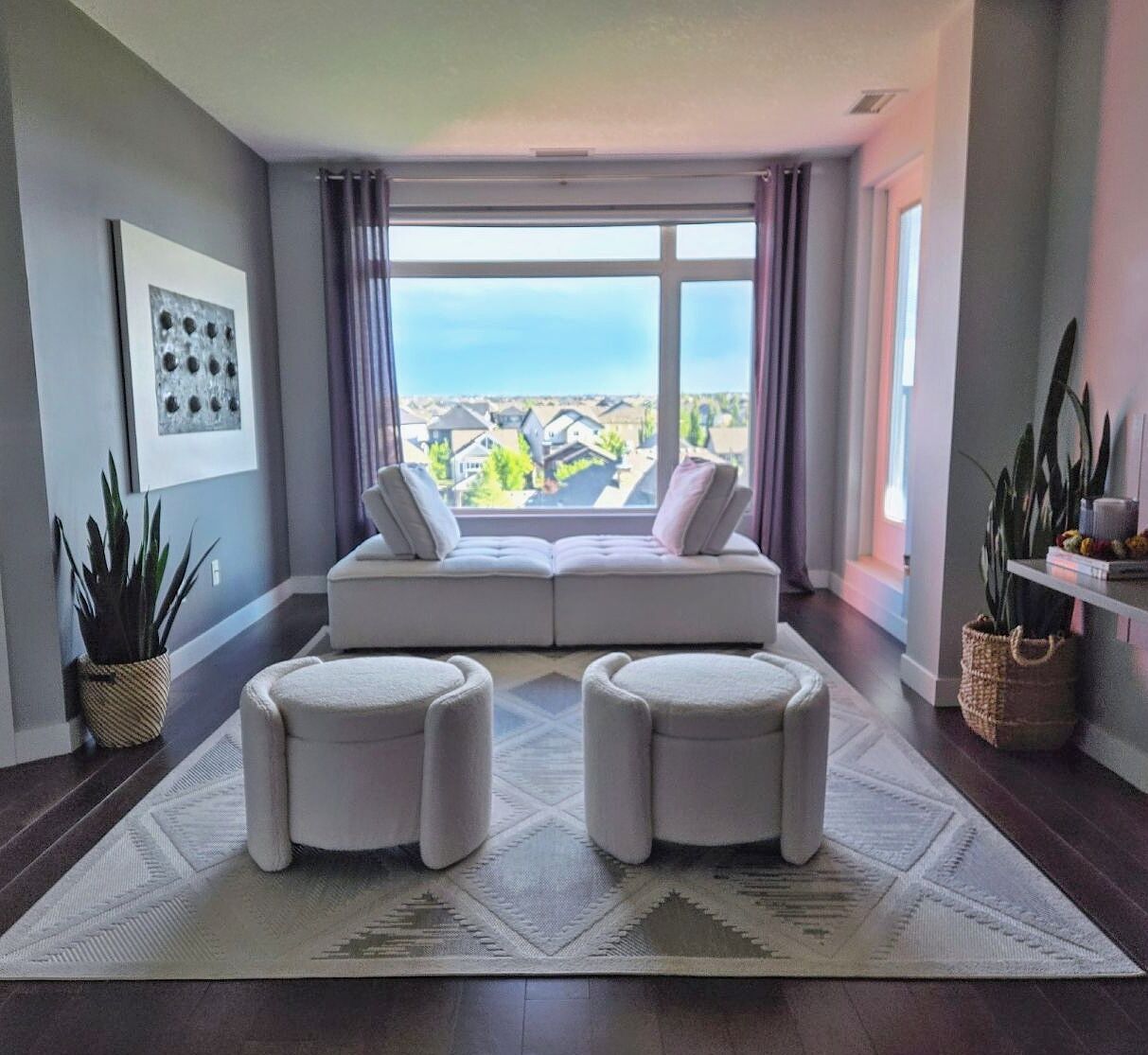 Edmonton 2 bedrooms Condo Unit for rent. Property photo: 411675-1