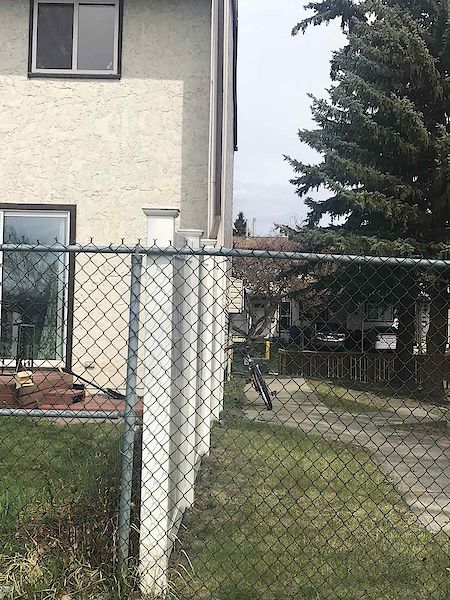 Calgary 3 + Den bedrooms Townhouse for rent. Property photo: 412152-2