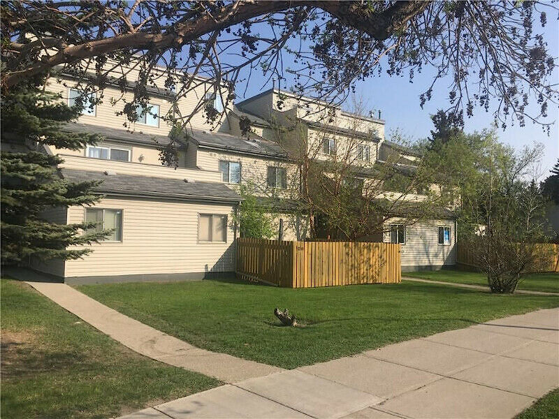 Calgary 2 bedrooms Condo Unit for rent. Property photo: 412251-1