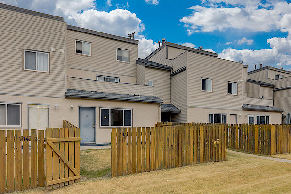 Calgary 2 bedrooms Condo Unit for rent. Property photo: 412251-2