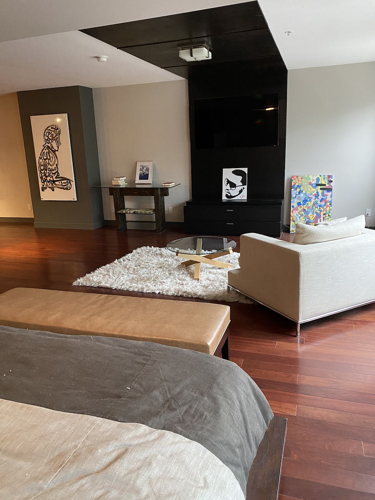 Edmonton 1 bedroom Condo Unit for rent. Property photo: 413565-1