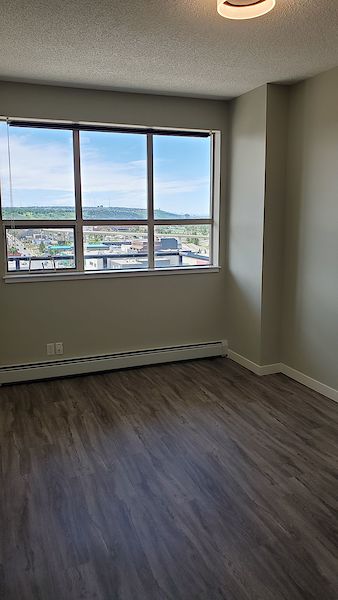 Calgary 2 bedrooms Condo Unit for rent. Property photo: 414161-3