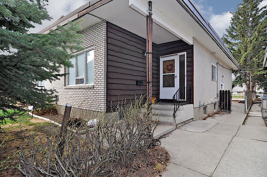 Calgary 2 bedrooms Main Floor for rent. Property photo: 416038-1