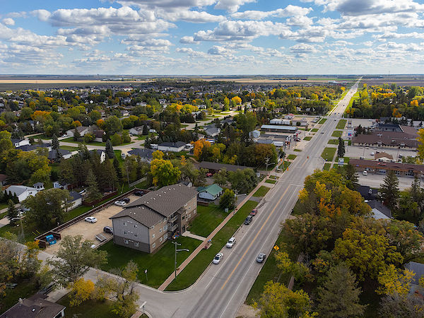 Forthright+Properties+Apartments+for+Rent+Winnipeg+Manitoba Oakbank 3 bedrooms Apartment for rent. Property photo: 416306-2