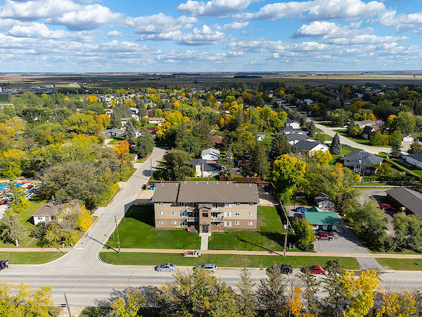 Forthright+Properties+Apartments+for+Rent+Winnipeg+Manitoba Oakbank 3 bedrooms Apartment for rent. Property photo: 416306-3