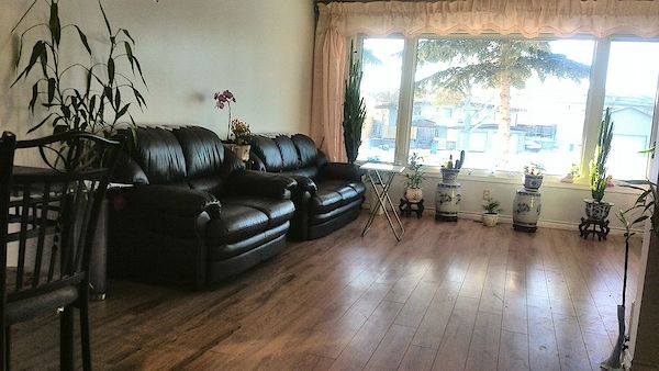 Calgary 3 bedrooms Duplex for rent. Property photo: 417877-2