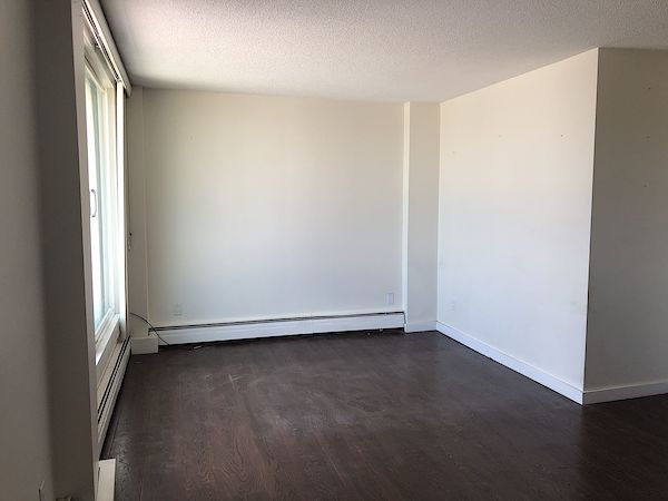 Living+Room Calgary 1 bedroom Apartment for rent. Property photo: 418006-3