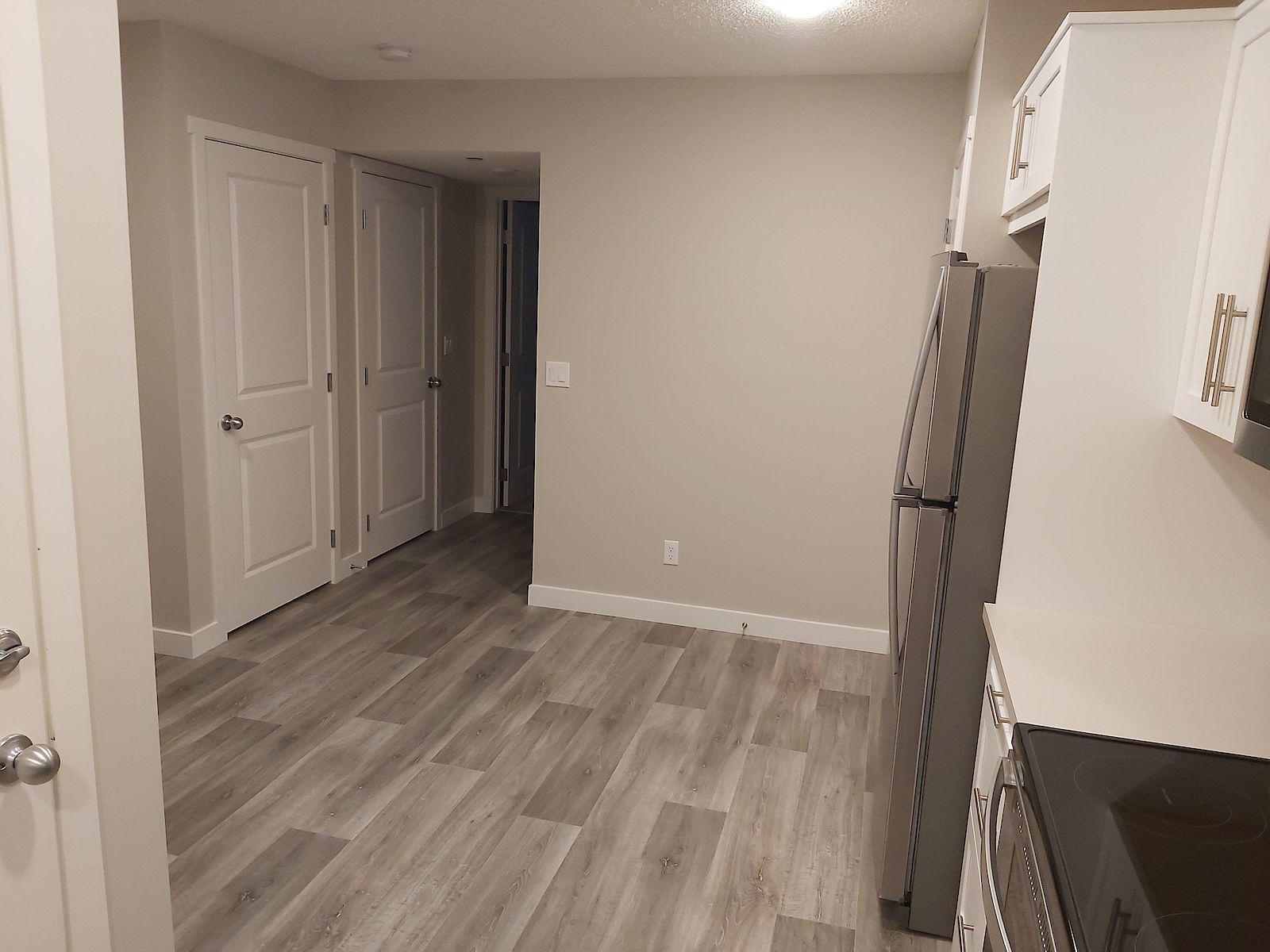 Calgary 1 bedroom Basement for rent. Property photo: 420258-1