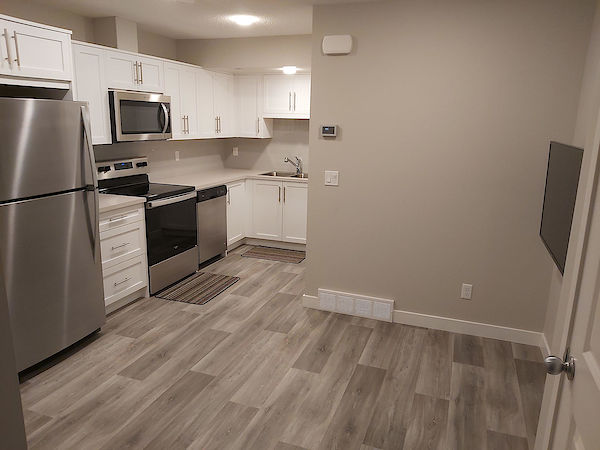Calgary 1 bedroom Basement for rent. Property photo: 420258-2