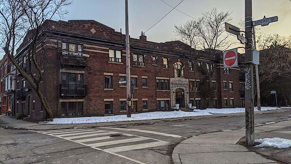 Toronto 1 bedroom Apartment for rent. Property photo: 420971-3
