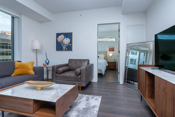 Calgary 2 bedrooms Condo Unit for rent. Property photo: 422146-2