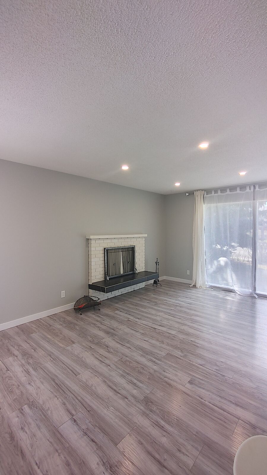 Calgary 4 bedrooms Main Floor for rent. Property photo: 422269-1