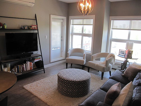 Edmonton 2 bedrooms Condo Unit for rent. Property photo: 422453-3