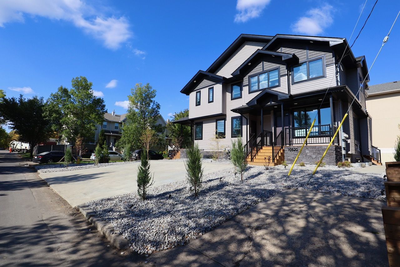 Edmonton 4 bedrooms Townhouse for rent. Property photo: 423976-1