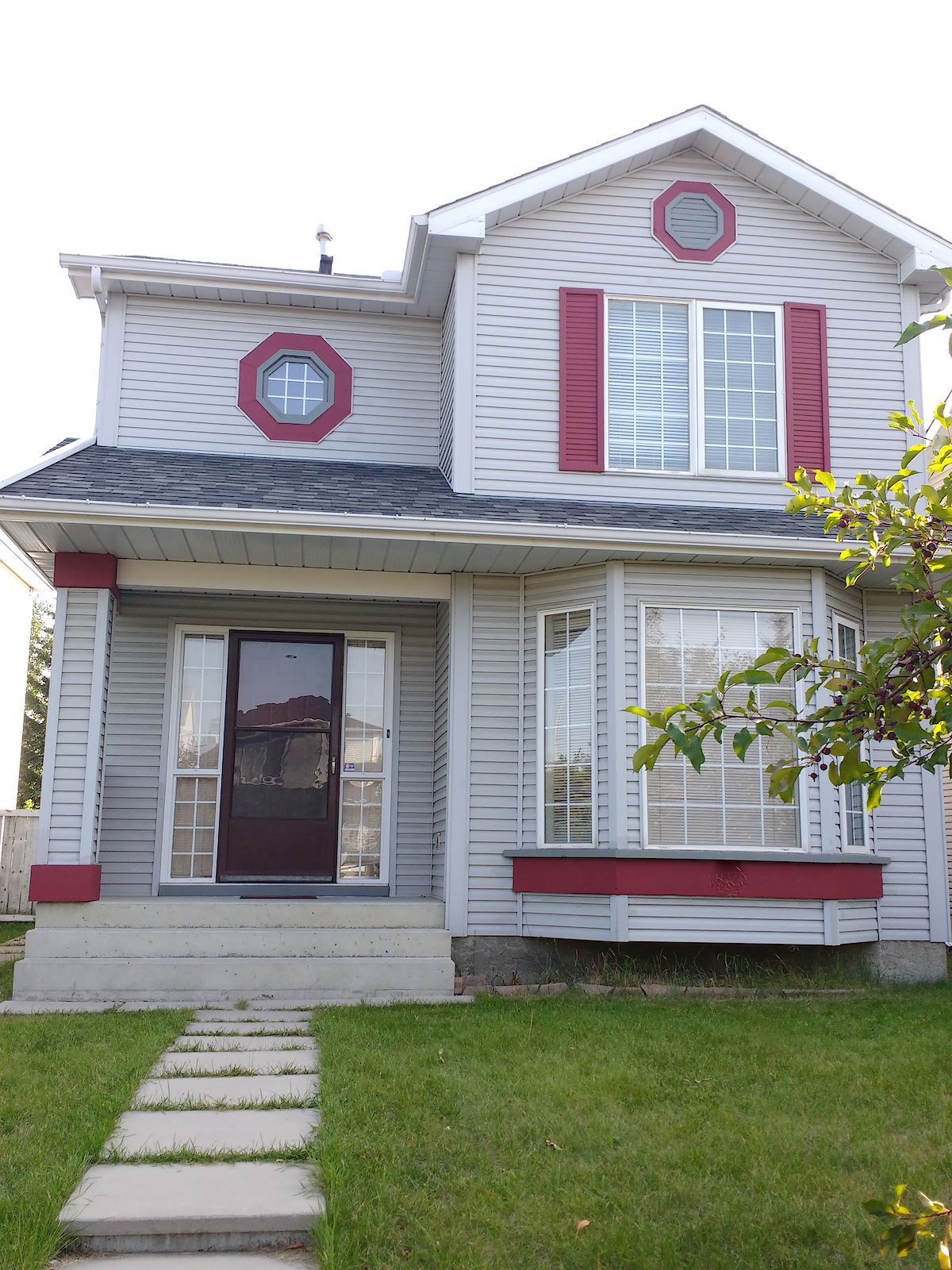 Calgary 3 bedrooms House for rent. Property photo: 42495-1