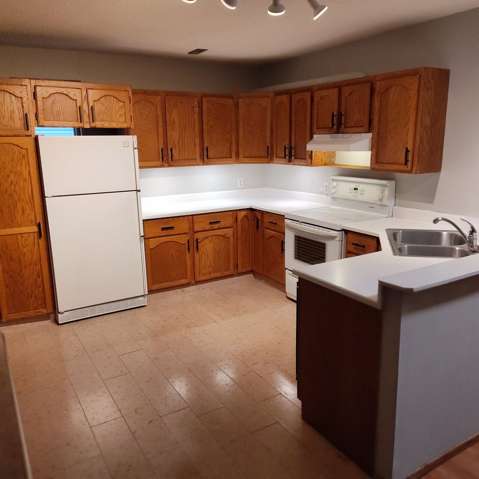 Calgary 1 bedroom Basement for rent. Property photo: 427064-1