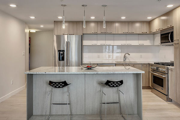 Edmonton 2 + Den bedrooms Condo Unit for rent. Property photo: 428261-2