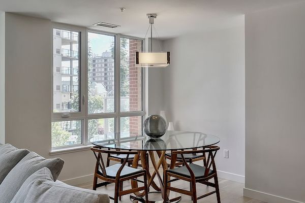 Edmonton 2 + Den bedrooms Condo Unit for rent. Property photo: 428261-3