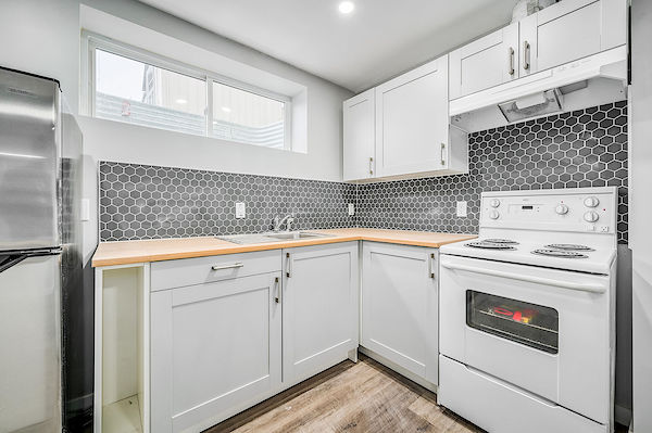 02+-+Kitchen Calgary 1 bedroom Basement for rent. Property photo: 428615-3