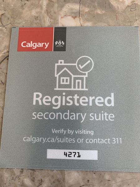 Calgary 1 bedroom Basement for rent. Property photo: 428615-2
