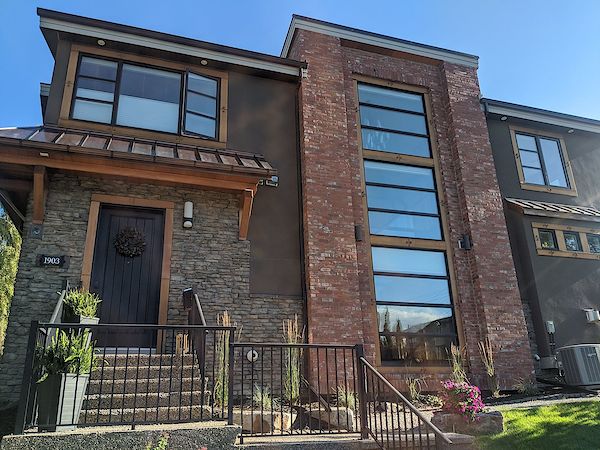 Calgary 4 bedrooms House for rent. Property photo: 431068-2