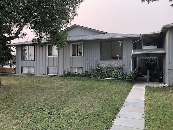 Strathmore 2 bedrooms Townhouse for rent. Property photo: 435209-2